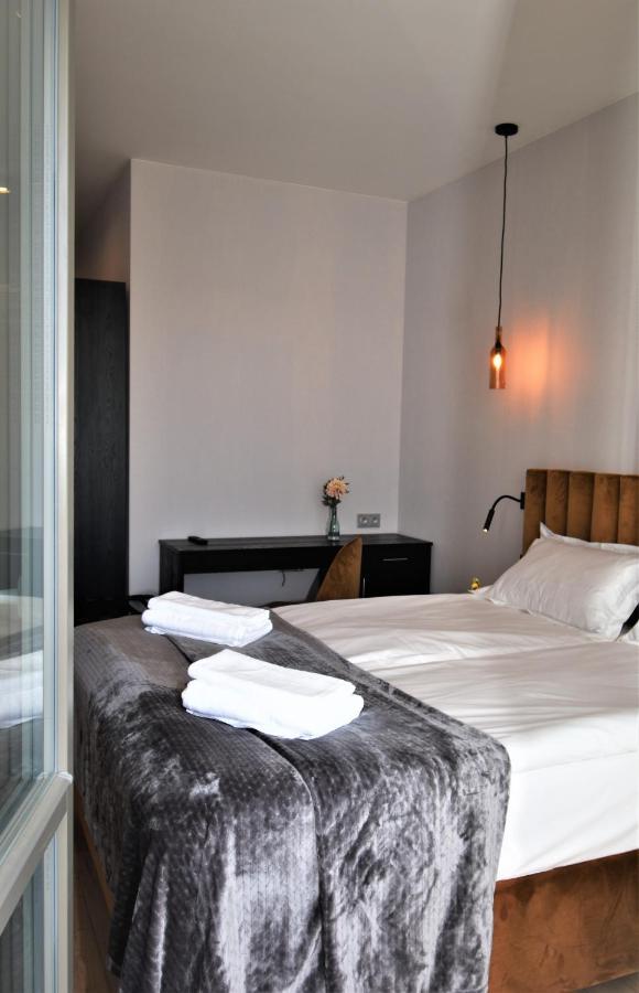 Patio Riverfront Aparthotel Gdańsk Kültér fotó